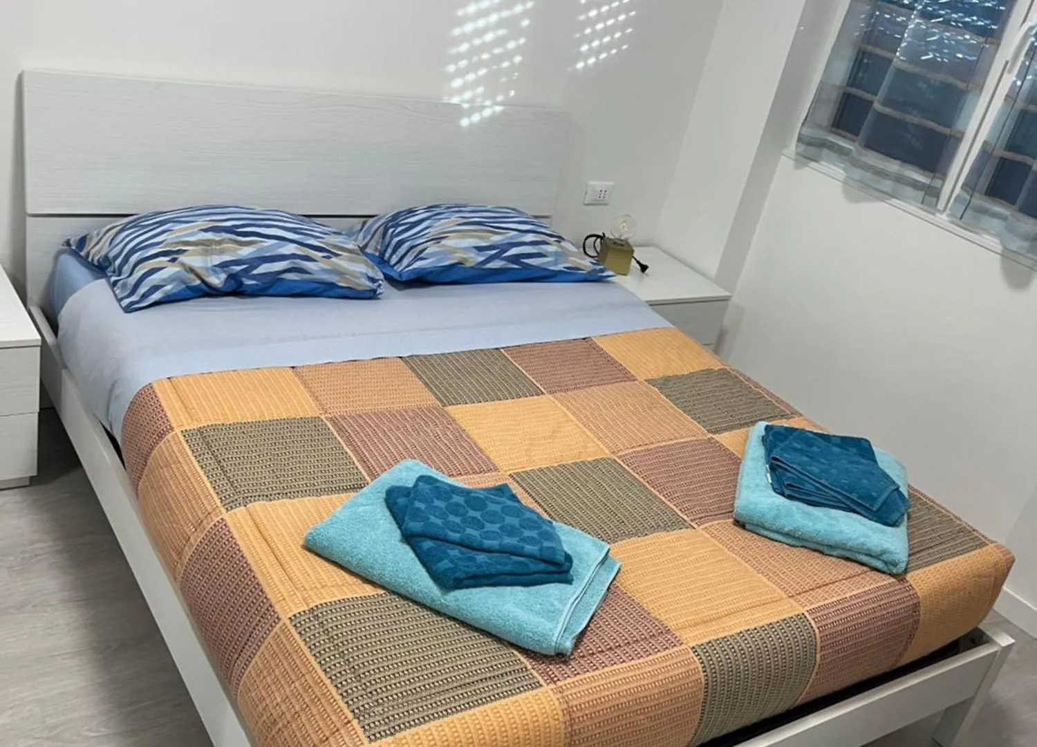 Bilocale Metro 4 - Linate Airport E Duomo 10 Min Apartment Milan