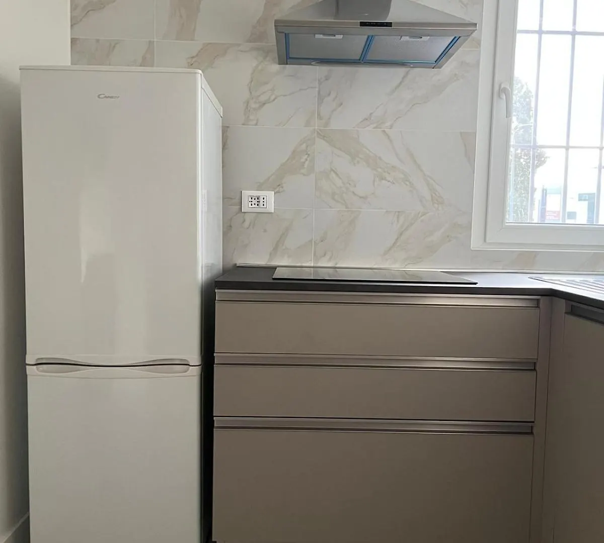 Bilocale Metro 4 - Linate Airport E Duomo 10 Min Apartment Milan Italy